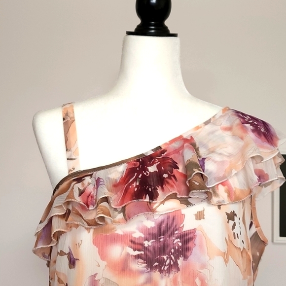 Reitman's Floral Top - Picture 5 of 8